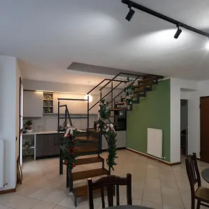 Relax Tra Il Legno E Il Piacenza